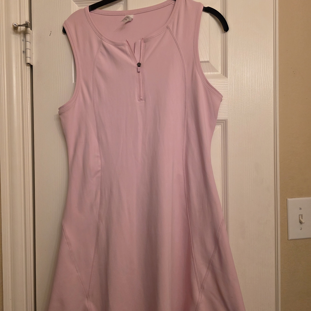Chic Pink Sleeveless Dress with Zipper